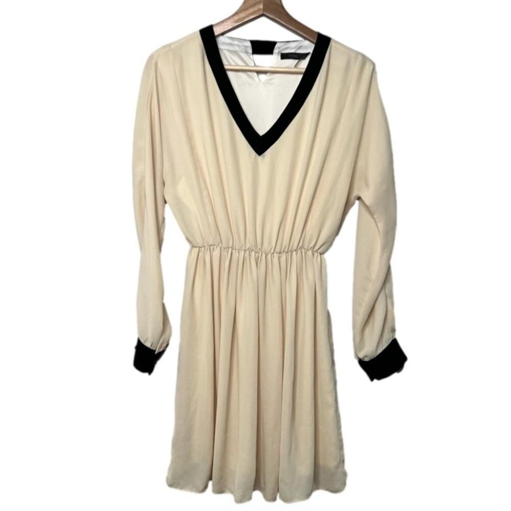 THML Womens Size Small Long Sleeve Blouson Dress Cream Black V Neckline Neutral